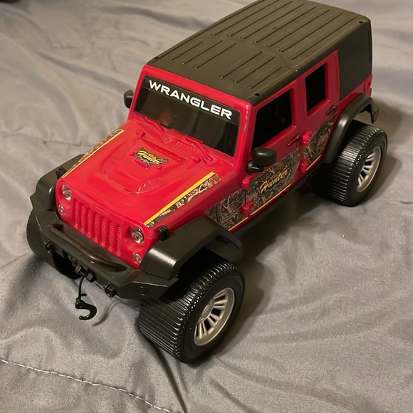 Wrangler Toy Car - Picture 6 of 6